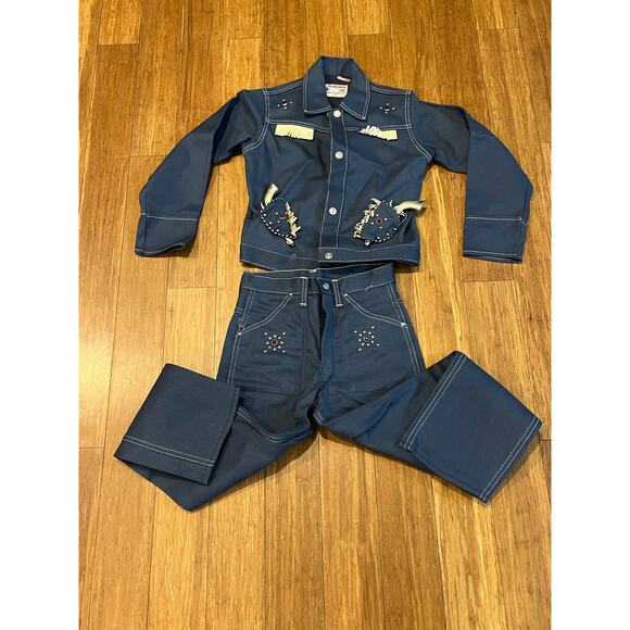 Vintage plainsman jeans cowboy outfit with Hubley Cap toy guns- NWOT-size 10 - Picture 1 of 8